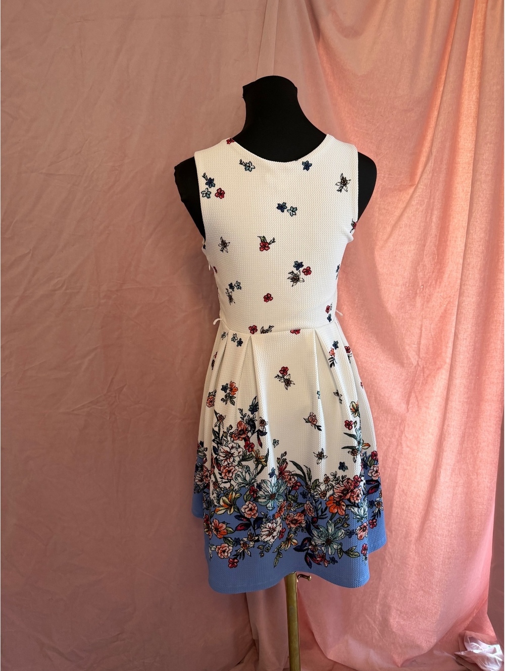 Knitworks Floral Sleeveless Fit and Flare Dress Size 14 - Picture 2 of 6